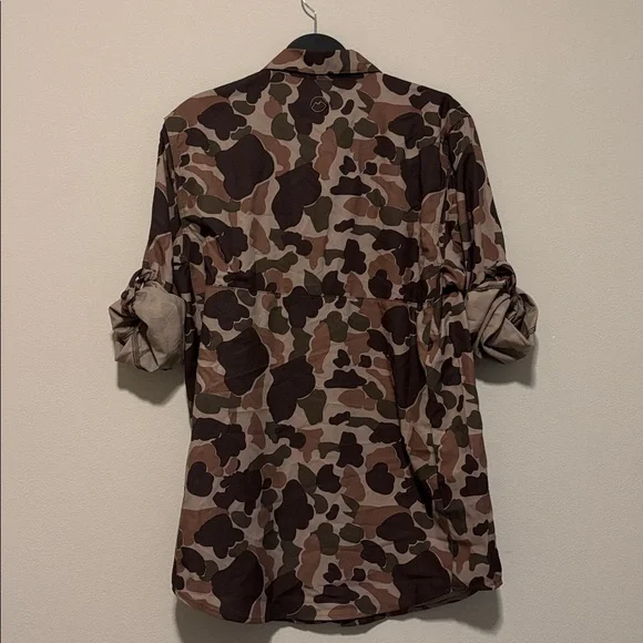 Magellan Outdoors Camouflage Duck Camo Button Up Men’s Size: Small NWOT - Picture 3 of 4